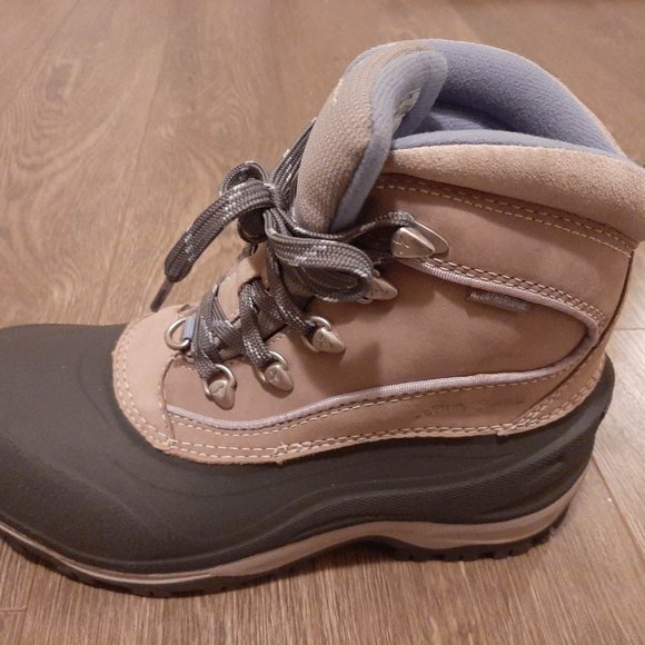 Gently Worn - Eddie Bauer Snowfoil Winter Boots for Sports and Cold Weather - Picture 3 of 10